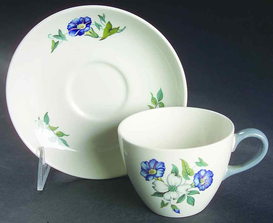 Isis Flat Cup & Saucer Set by Wedgwood-1