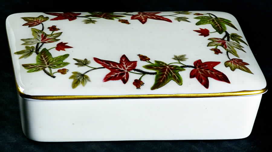Ivyhouse Cigarette Box & Lid by Wedgwood-1