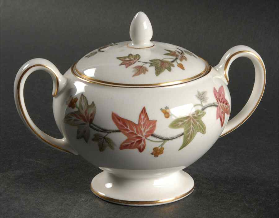 Ivyhouse Leigh Shape Sugar Bowl & Lid by Wedgwood-1