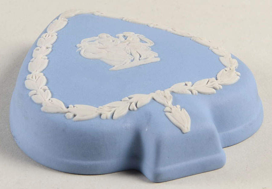 Cream Color on Lavender (Pale Blue) Jasperware Box-Spade Shape/Lid Only/Large by Wedgwood-1