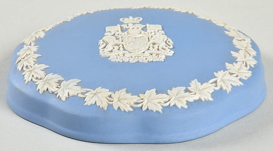 Cream Color on Lavender (Pale Blue) Jasperware Lid for Large Scalloped Candy Box by Wedgwood-1