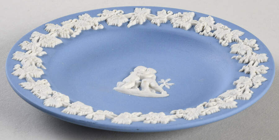 Cream Color on Lavender (Pale Blue) Jasperware 4" Zodiac Gemini Round Tray by Wedgwood-1
