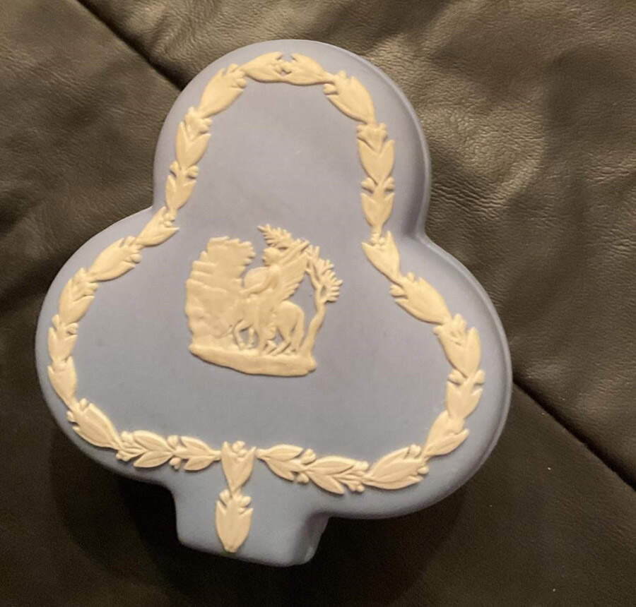 Cream Color on Lavender (Pale Blue) Jasperware Club Shape Box & Lid by Wedgwood-1