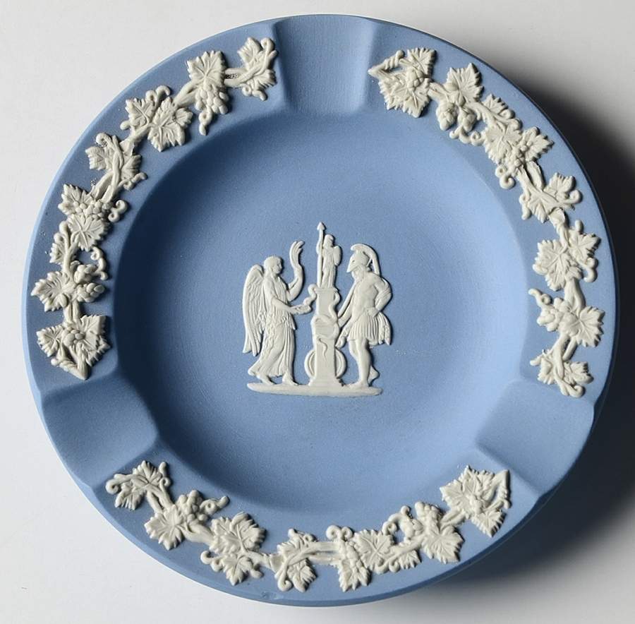 Cream Color on Lavender (Pale Blue) Jasperware 3 Slot Round Ashtray by Wedgwood-1