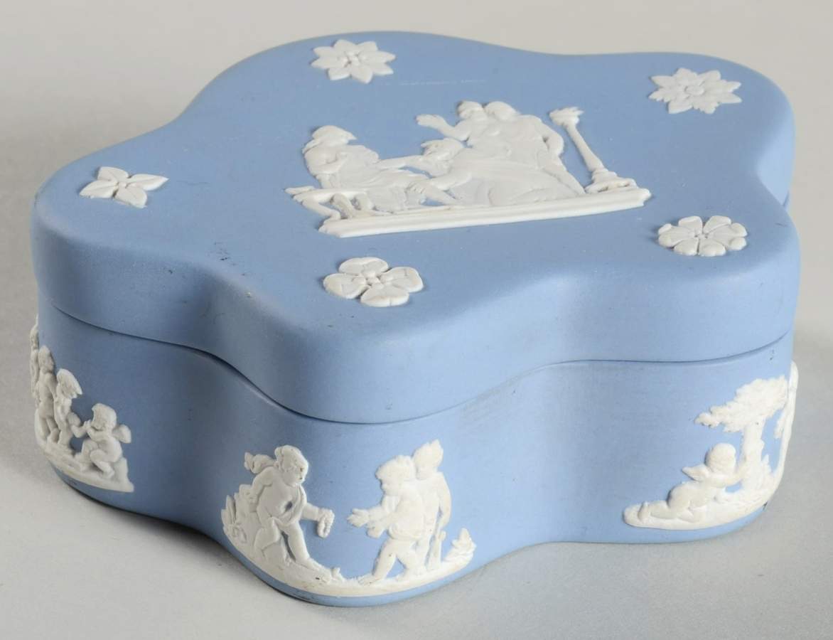 Cream Color on Lavender (Pale Blue) Jasperware Pentefoil Box & Lid by Wedgwood-1