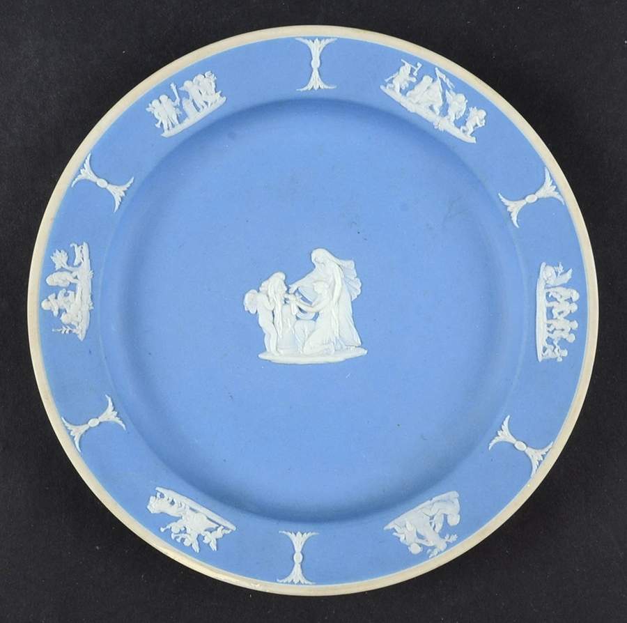 Cream Color on Lavender (Pale Blue) Jasperware Dessert/Pie Plate by Wedgwood-1