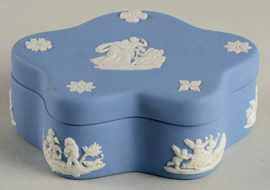 Cream Color on Lavender (Pale Blue) Jasperware Pentefoil Box & Lid by Wedgwood-1