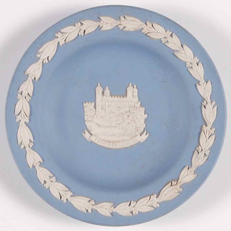 Cream Color on Lavender (Pale Blue) Jasperware Round Landmark Tray by Wedgwood-1