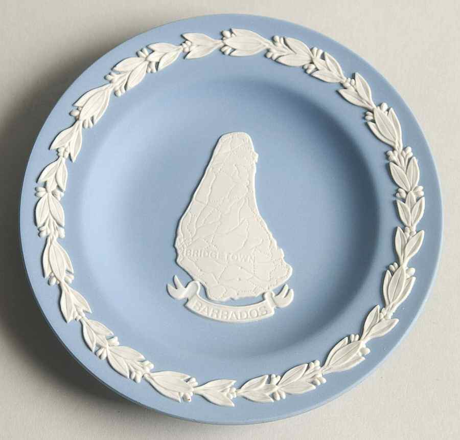 Cream Color on Lavender (Pale Blue) Jasperware Round Landmark Tray by Wedgwood-1