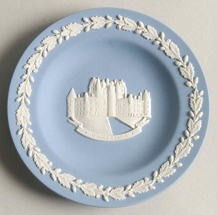 Cream Color on Lavender (Pale Blue) Jasperware Round Landmark Tray by Wedgwood-1