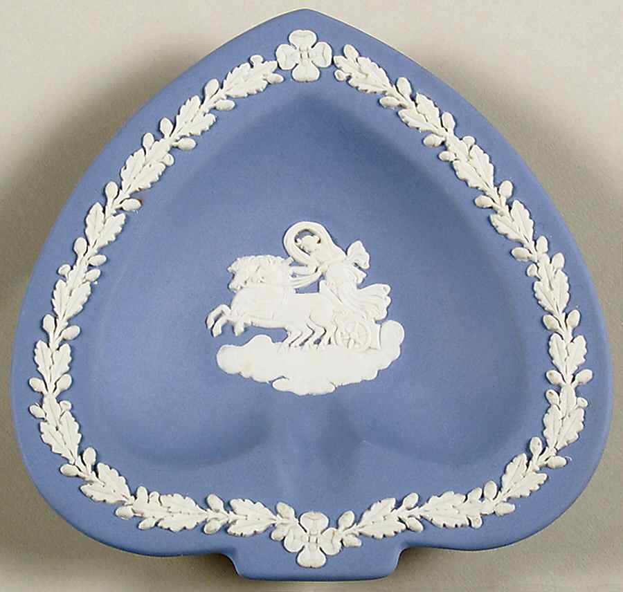 Cream Color on Lavender (Pale Blue) Jasperware Small Spade Shape Ashtray by Wedgwood-1