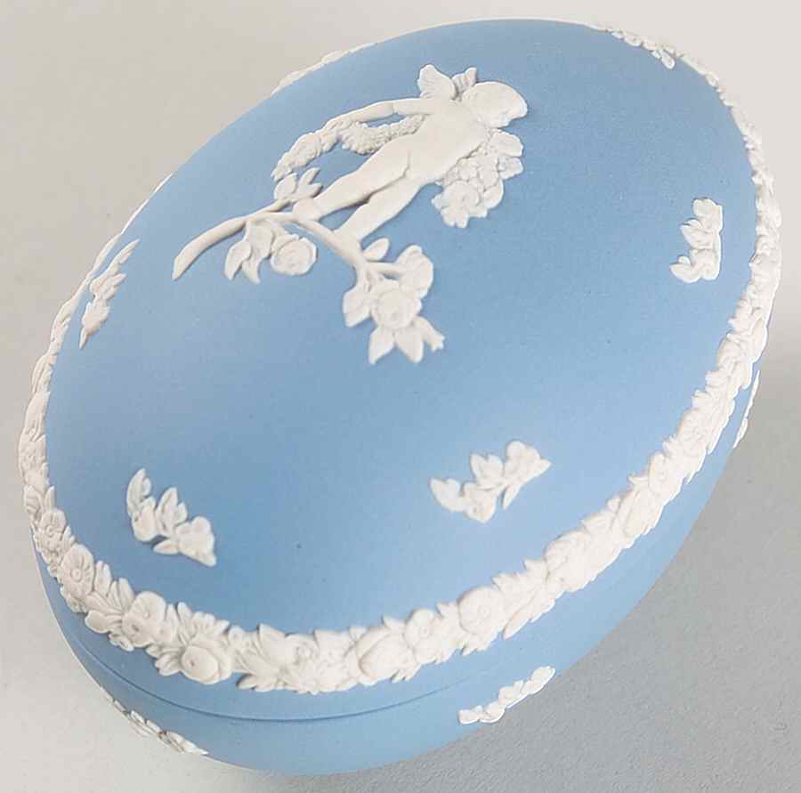 Cream Color on Lavender (Pale Blue) Jasperware Large Egg Box & Lid by Wedgwood-1