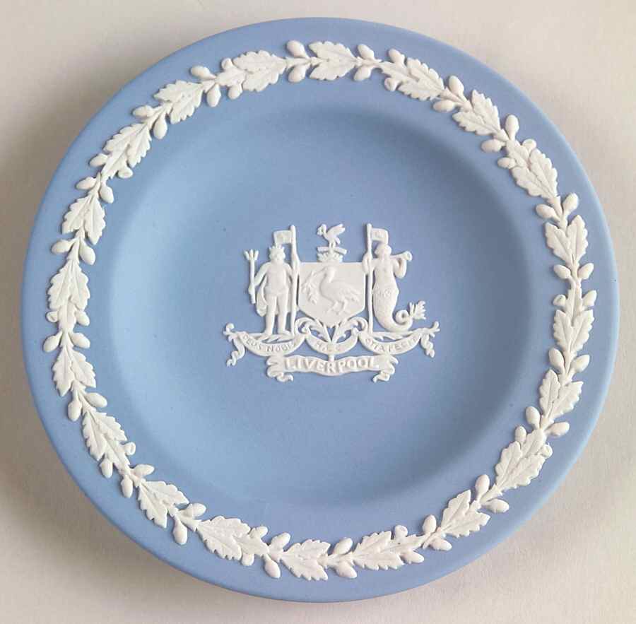 Cream Color on Lavender (Pale Blue) Jasperware Round Landmark Tray by Wedgwood-1