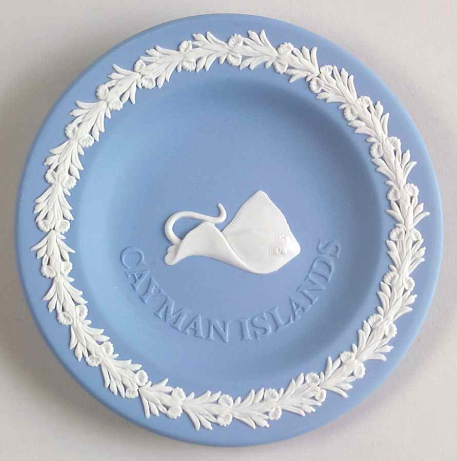 Cream Color on Lavender (Pale Blue) Jasperware Round Landmark Tray by Wedgwood-1