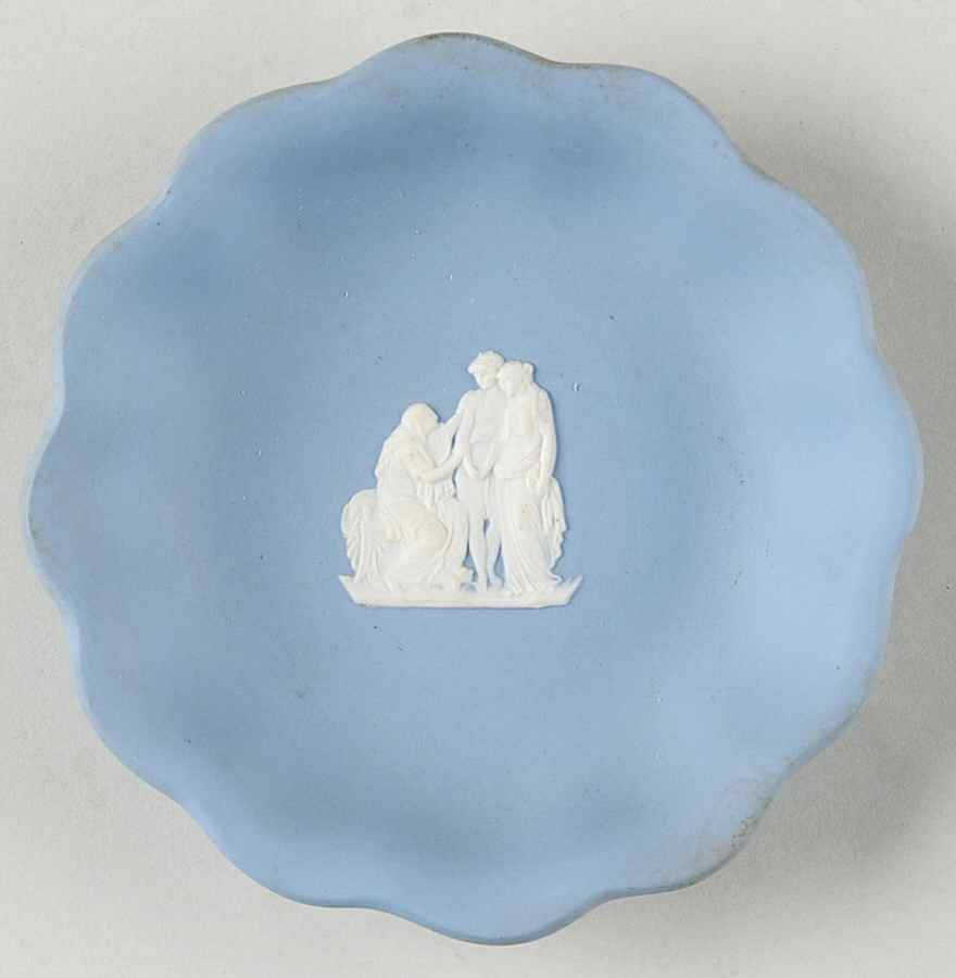 Cream Color on Lavender (Pale Blue) Jasperware Round Scalloped Compotier by Wedgwood-1