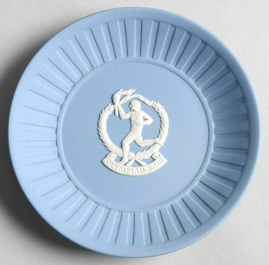 Cream Color on Lavender (Pale Blue) Jasperware 4" Round Fluted Tray by Wedgwood-1