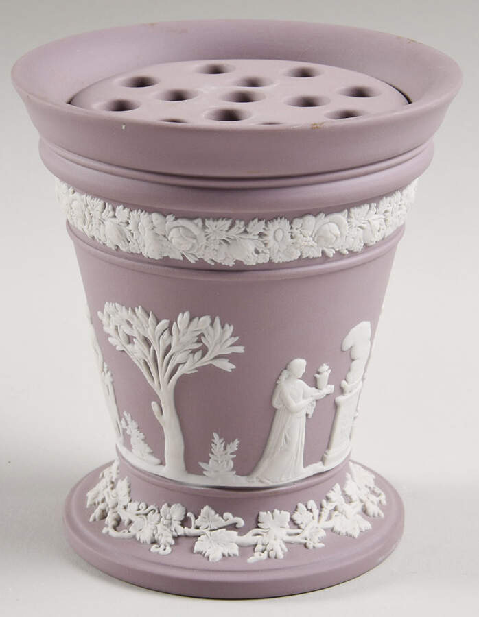 Cream Color on Lilac Jasperware Vase & Frog/Grid by Wedgwood-1