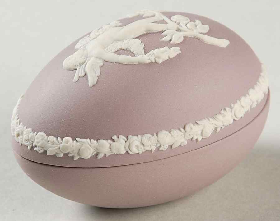 Cream Color on Lilac Jasperware Small Egg Box & Lid by Wedgwood-1