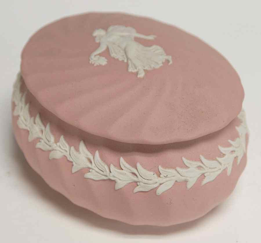 Cream Color on Pink Spiral Flute Oval Apollo Box & Lid by Wedgwood-1
