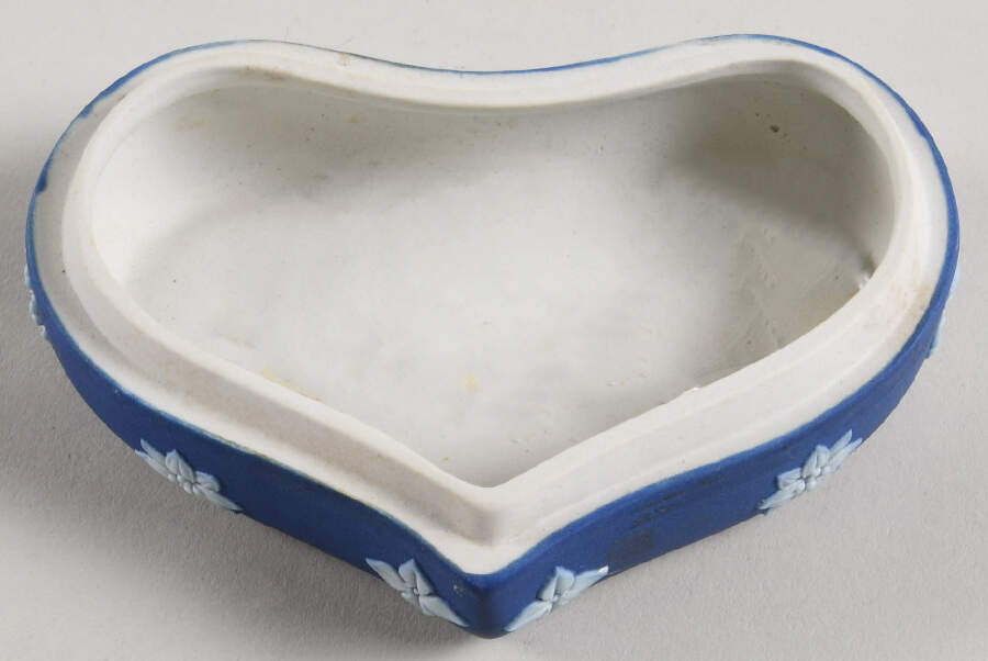 Cream Color on Wedgwood Blue Jasperware Heart Shape Box No Lid by Wedgwood-1