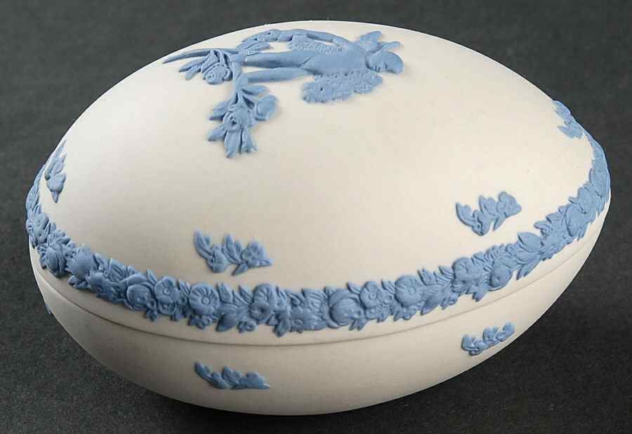 Lavender (Pale Blue) on Cream Color Jasperware Large Egg Box & Lid by Wedgwood-1