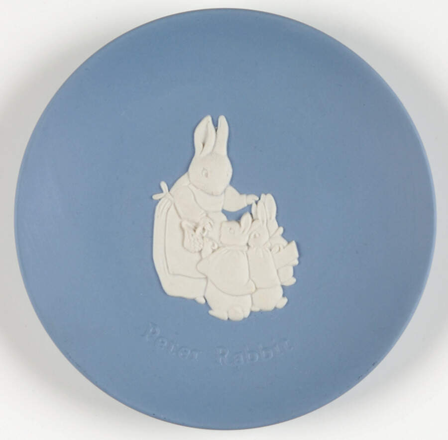 Peter Rabbit on Lavender Jasperware Round Tray by Wedgwood-1