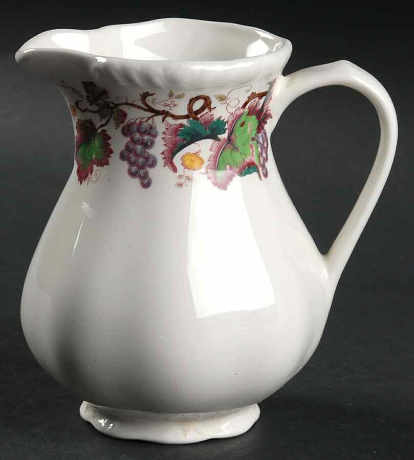 Jefferson Old Vine Creamer by Wedgwood-1