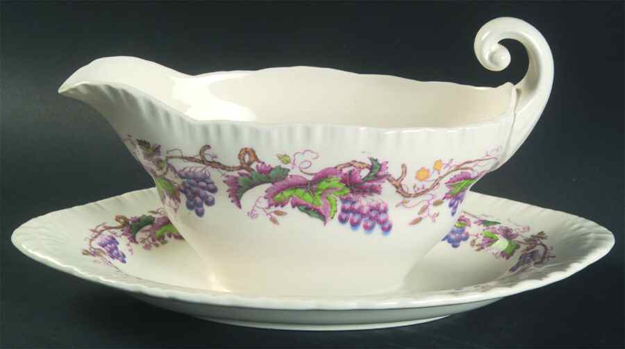 Jefferson Vine Gravy Boat with Attached Underplate by Wedgwood-1