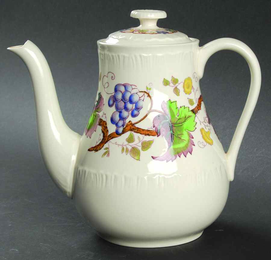 Jefferson Vine Coffee Pot & Lid by Wedgwood-1