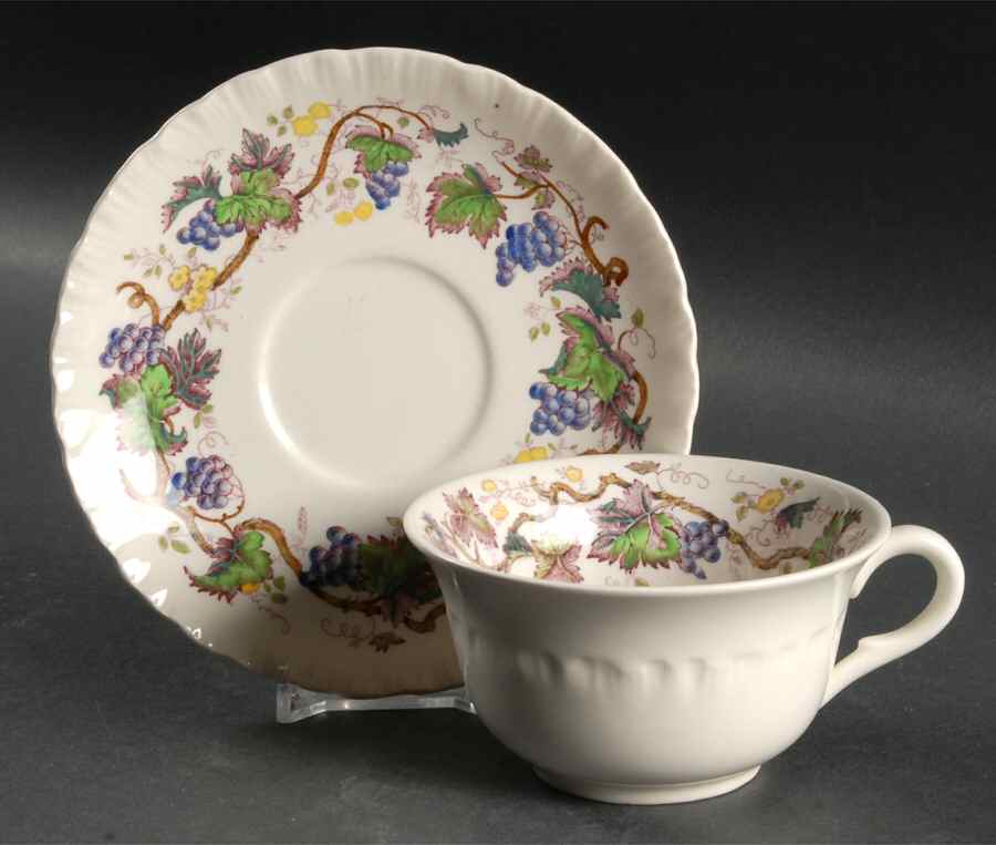 Jefferson Vine Flat Cup & Saucer Set by Wedgwood-1