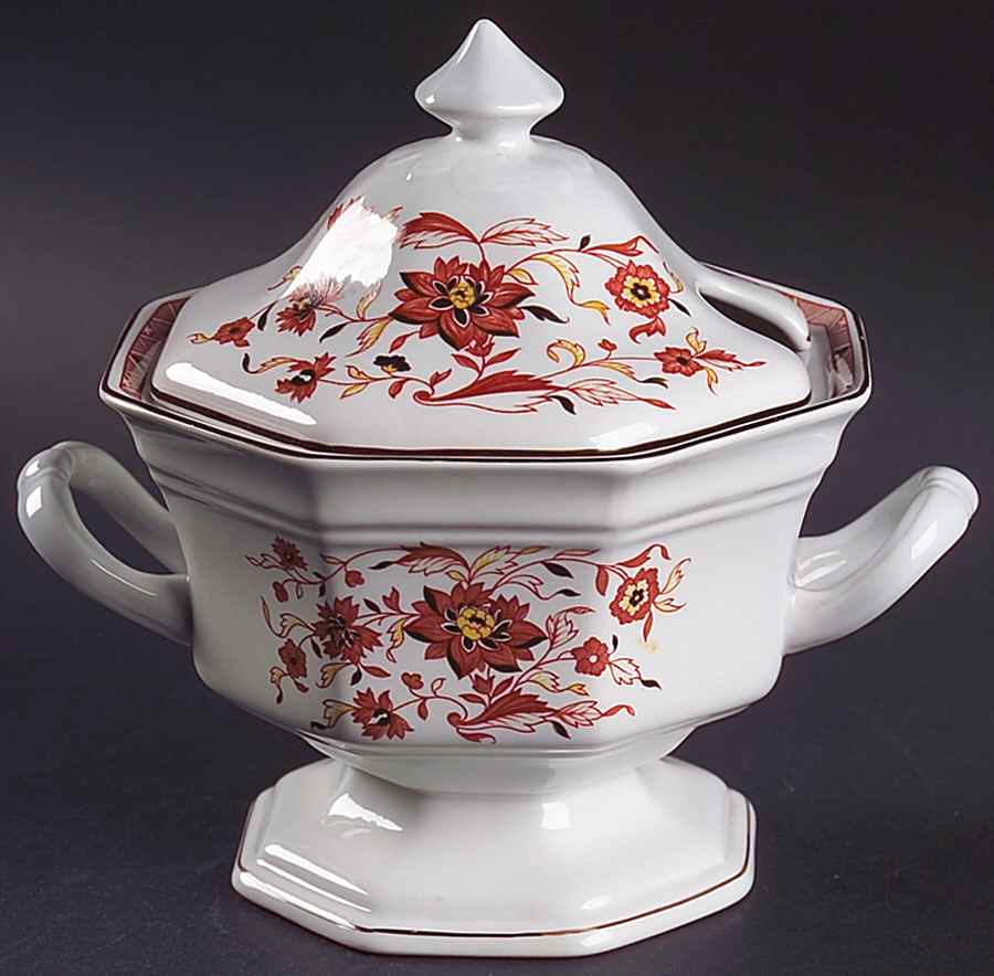 Kashmar Sauce Boat & Lid by Wedgwood-1