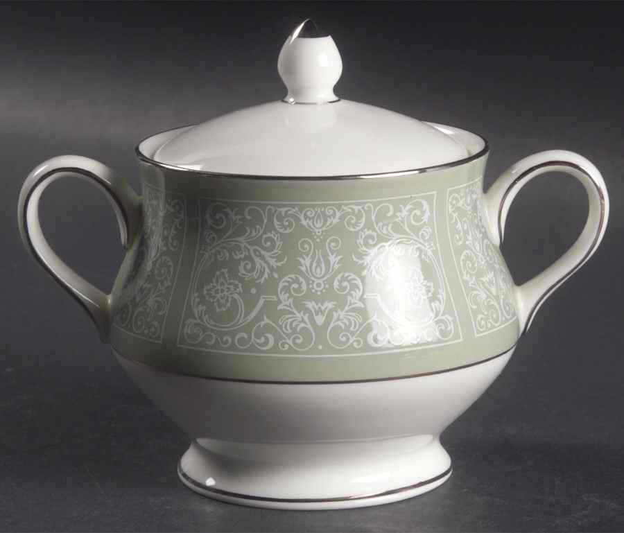 Kenilworth Sugar Bowl & Lid by Wedgwood-1