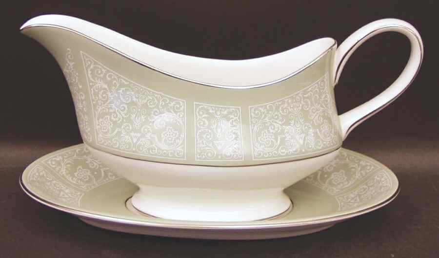 Kenilworth Gravy Boat & Underplate by Wedgwood-1