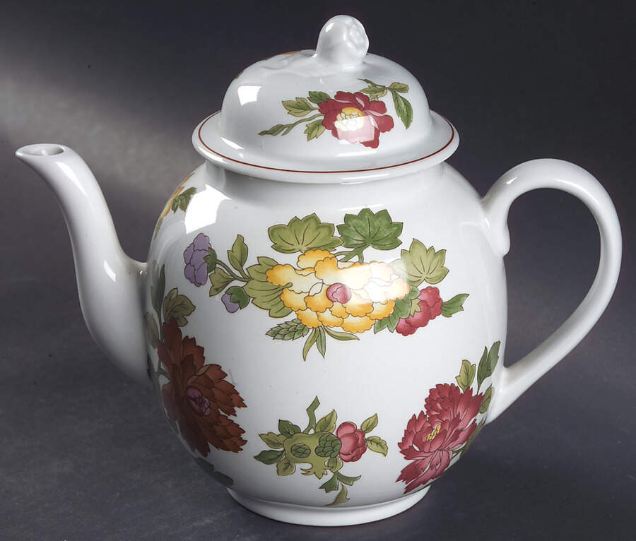 Kimono Teapot & Lid by Wedgwood-1
