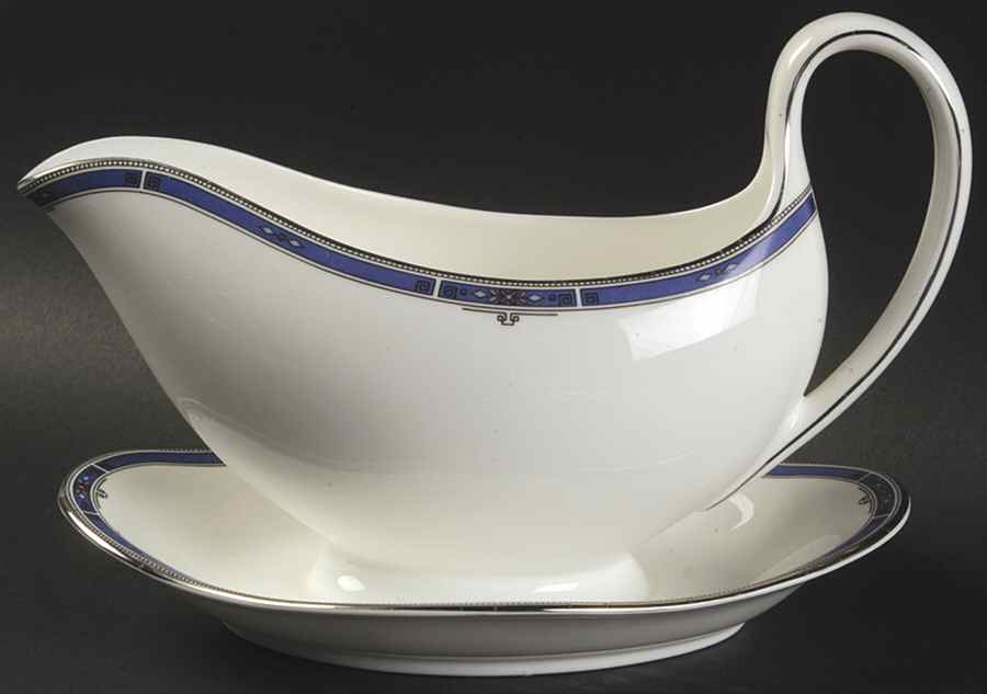 Kingsbridge Gravy Boat with Attached Underplate by Wedgwood-1