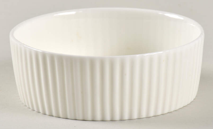 Kutani Crane 4" Round Box No Lid by Wedgwood-1
