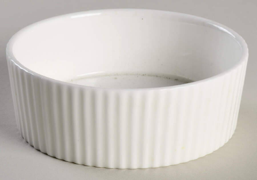 Kutani Crane 2" Round Box No Lid by Wedgwood-1