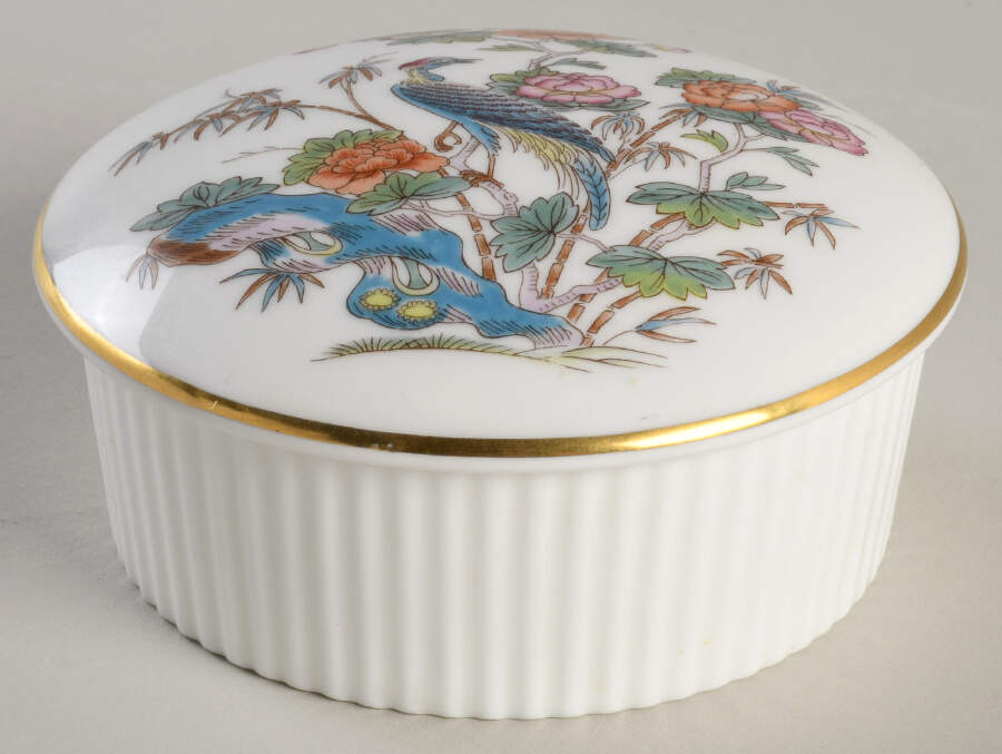 Kutani Crane 2" Round Box & Lid by Wedgwood-1