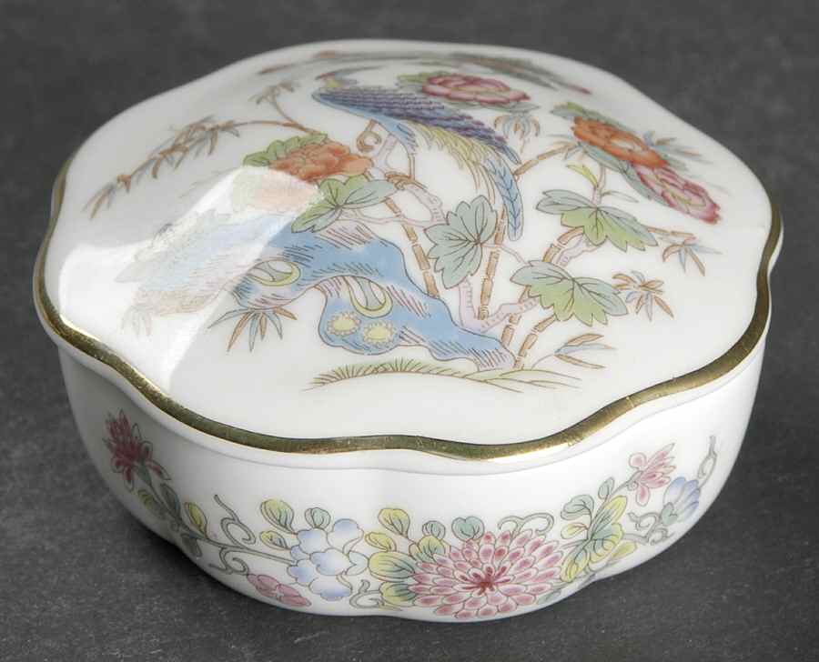 Kutani Crane Pill Box by Wedgwood-1