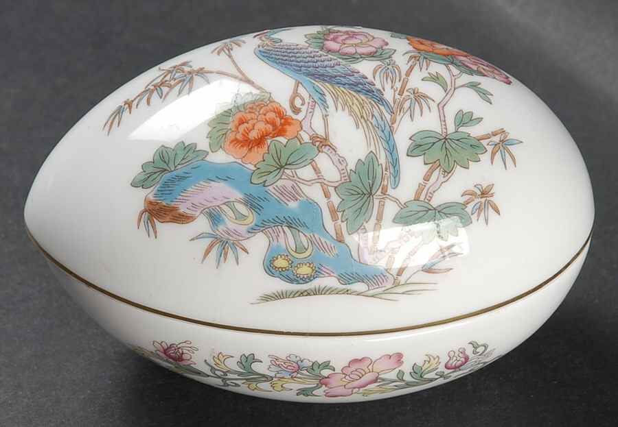 Kutani Crane Medium Egg Box & Lid by Wedgwood-1