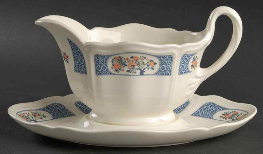 Kyoto Gravy Boat with Attached Underplate by Wedgwood-1