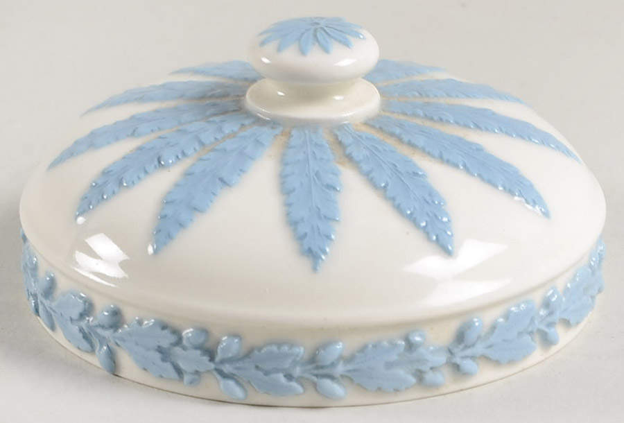 Lavender on Cream Color (Plain) Lid for Cigarette Jar by Wedgwood-1