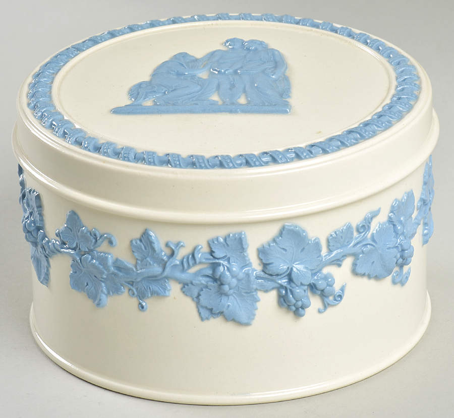 Lavender on Cream Color (Plain) 5" Round Box & Lid by Wedgwood-1