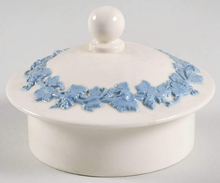 Lavender on Cream Color (Plain) Lid for Teapot by Wedgwood-1