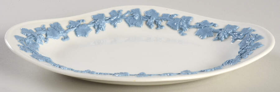 Lavender on Cream Color (Plain) Relish by Wedgwood-1