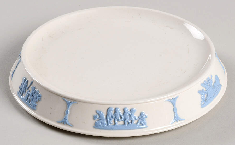 Lavender on Cream Color (Plain) Tea Pot Trivet by Wedgwood-1