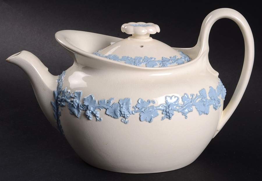 Lavender on Cream Color (Plain) Teapot & Lid by Wedgwood-1