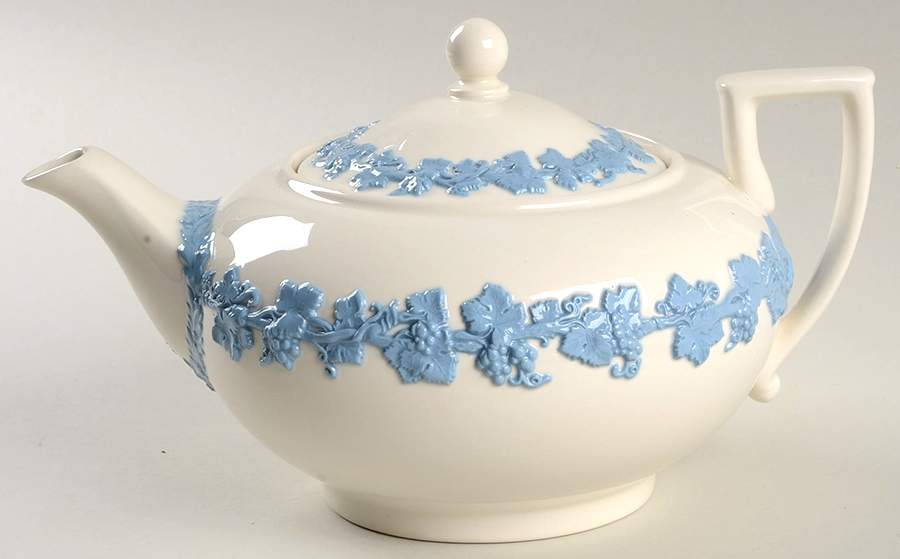Lavender on Cream Color (Plain) Small Teapot & Lid by Wedgwood-1