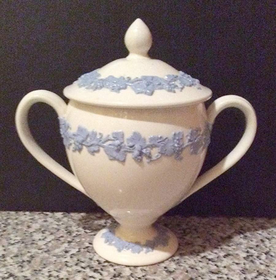 Lavender on Cream Color (Plain) Sugar Bowl & Lid by Wedgwood-1