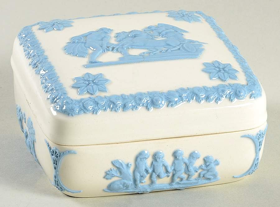 Lavender on Cream Color (Plain) Square Box & Lid by Wedgwood-1
